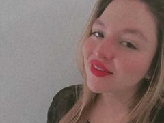 SophieeBanks - female with brown hair and  big tits webcam at xLoveCam