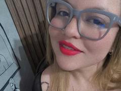 SophieeBanks - female with brown hair and  big tits webcam at xLoveCam