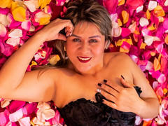 SophySheik - female with brown hair and  big tits webcam at LiveJasmin