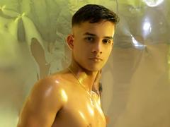 SpaceHotMen - couple webcam at xLoveCam