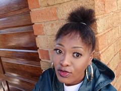 SparkleJoy - female with black hair and  big tits webcam at xLoveCam