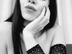 SparklyEye - blond female with  big tits webcam at xLoveCam