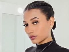 SperanzaFoxy - shemale with black hair and  small tits webcam at xLoveCam