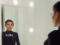 SperanzaFoxy - shemale with black hair and  small tits webcam at xLoveCam