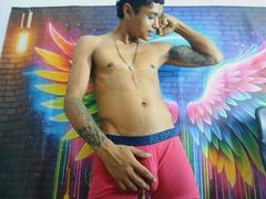 SpicyBrownie - male webcam at xLoveCam