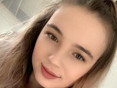 SpicyMiaXO from xLoveCam