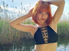 Ssimona - female with brown hair webcam at xLoveCam