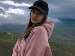 Ssimona - female with brown hair webcam at xLoveCam