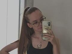 StaceyKiss - female with brown hair and  small tits webcam at xLoveCam