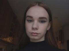 StaceyKiss - female with brown hair and  small tits webcam at xLoveCam