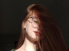 StaceyKiss - female with brown hair and  small tits webcam at xLoveCam