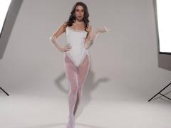 StaciStratos - female with brown hair webcam at xLoveCam