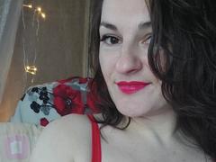 StacyDavise - female with brown hair and  big tits webcam at LiveJasmin