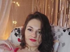 StacyDavise - female with brown hair and  big tits webcam at LiveJasmin
