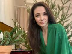 StacyMild - female with brown hair and  small tits webcam at xLoveCam