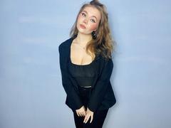 StacyYellig from xLoveCam
