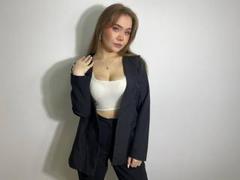 StacyYellig - female with  small tits webcam at xLoveCam