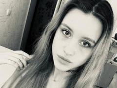 stardusya - female with red hair webcam at ImLive