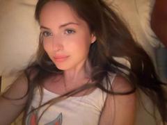 StarryBelle-hot from xLoveCam