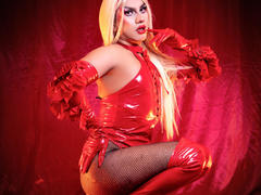 StefyBratz - shemale with black hair webcam at LiveJasmin