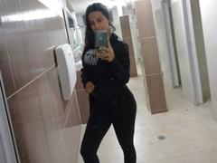 StefyThomson - female with brown hair webcam at xLoveCam