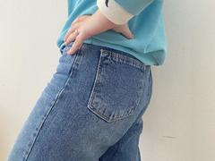Steisii - female with brown hair and  small tits webcam at xLoveCam