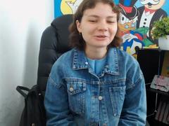 Steisii - female with brown hair and  small tits webcam at xLoveCam
