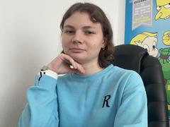 Steisii - female with brown hair and  small tits webcam at xLoveCam