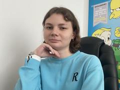 Steisii - female with brown hair and  small tits webcam at xLoveCam