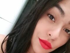 MarlaBecker - female with black hair webcam at LiveJasmin