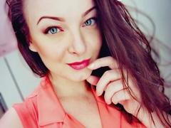 AishaLe - female with brown hair and  big tits webcam at ImLive