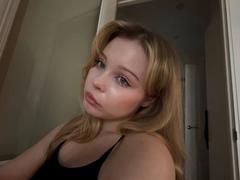 StellaMelow - blond female with  big tits webcam at xLoveCam