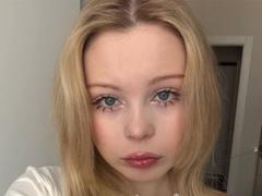 StellaMelow - blond female with  big tits webcam at xLoveCam