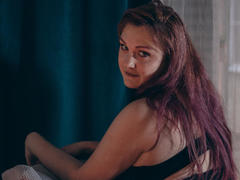 StellaSunfield - female with red hair and  big tits webcam at xLoveCam