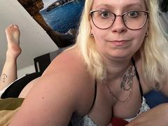 Stellaxx5-hot from xLoveCam