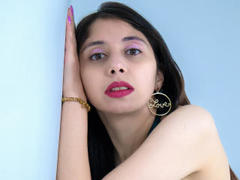 NikoleWalker - female with black hair and  big tits webcam at LiveJasmin