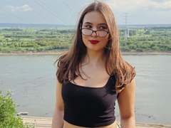 Stephanies-hot - female with brown hair webcam at xLoveCam