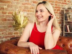 AliceeGrace - blond female with  big tits webcam at LiveJasmin