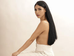 StormeAss - shemale with black hair webcam at xLoveCam