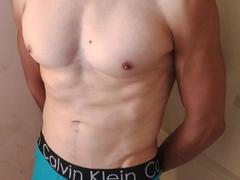 Stranal from xLoveCam