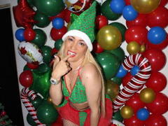 BellaHottXX - female with black hair webcam at xLoveCam