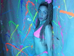 BellaHottXX - female with black hair webcam at xLoveCam