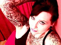 StrengeTante-hot - female with black hair webcam at xLoveCam
