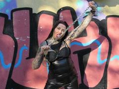 StrengeTante-hot - female with black hair webcam at xLoveCam