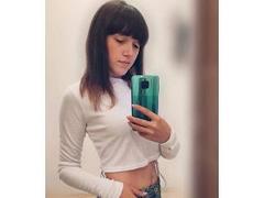 Strogoff - female with brown hair and  small tits webcam at xLoveCam