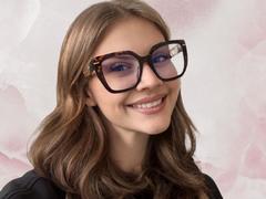 StromiStar from xLoveCam