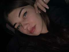 StyleGirls-hot - female with brown hair webcam at xLoveCam