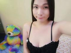 studenthazel-hot - shemale with black hair webcam at xLoveCam