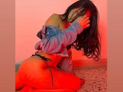 SueMeyer - female with black hair webcam at xLoveCam