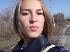 SueShine - female with brown hair and  small tits webcam at xLoveCam